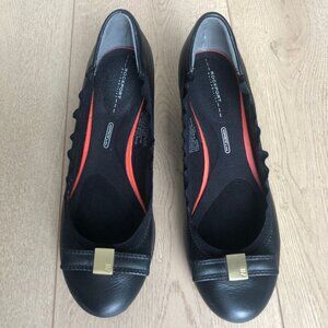 NWTRockport Walkability Adiprene Womens 6.5 Black Leather Slip On Heels